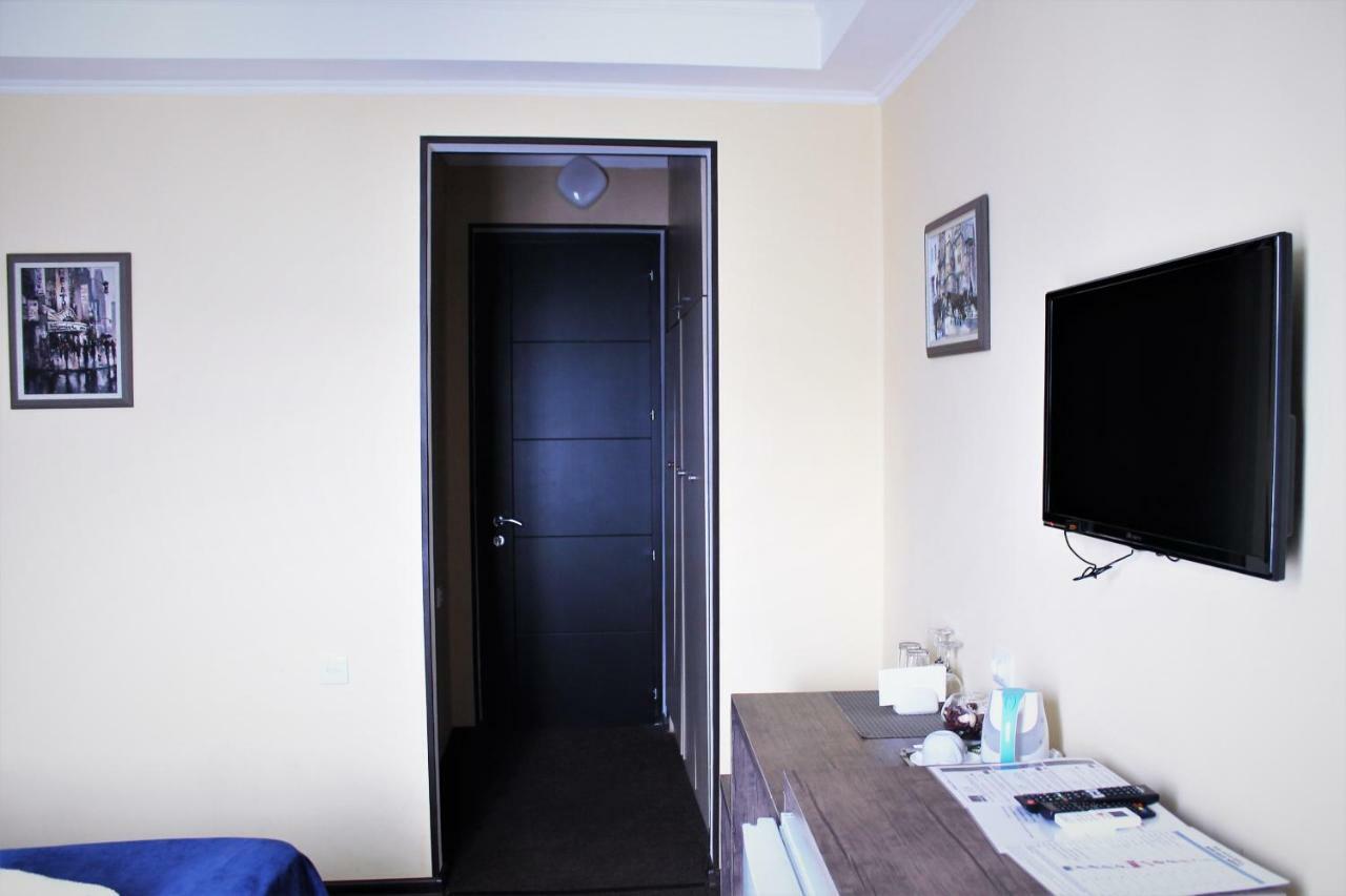 Panorama Eco-Hotel Tbilisi Exterior foto